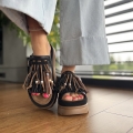 Czarne-Klapki-Damskie-LURSO-na-platformie-model-VOLTA-BLACK-skora-naturalna (12).jpeg
