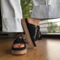 Czarne-Klapki-Damskie-LURSO-na-platformie-model-VOLTA-BLACK-skora-naturalna (14).jpeg
