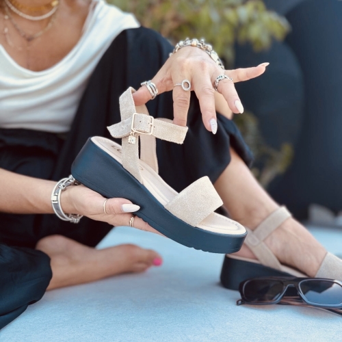 Bezowe-Sandalki-Damskie-LURSO-na-koturnie-model-SOLARI-BEIGE-skora-naturalna (1).jpeg
