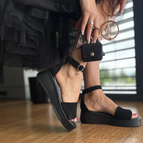 Czarne-Sandalki-Damskie-LURSO-na-koturnie-model-FONTA-BLACK-skora-naturalna (1).jpeg