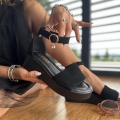 Czarne-Sandalki-Damskie-LURSO-na-koturnie-model-FONTA-BLACK-skora-naturalna (7).jpeg