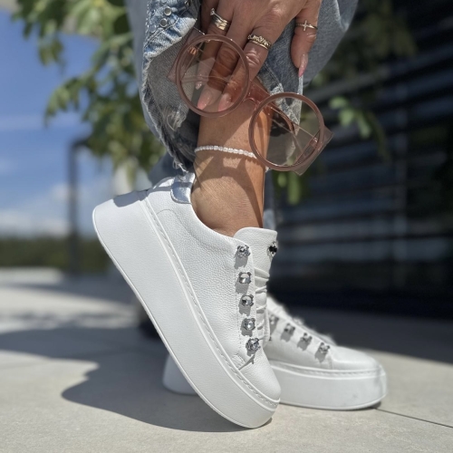 Biale-Sneakersy-Damskie-z-ozdobami-SERINI-WHITE-skora-naturalna (1).jpeg
