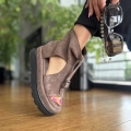 Ciemnobezowe-Sandalki-Damskie-LURSO-na-platformie-model-BIRMO-TAUPE-skora-naturalna (2).jpeg