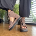 Ciemnobezowe-Sandalki-Damskie-LURSO-na-platformie-model-BIRMO-TAUPE-skora-naturalna (28).jpeg