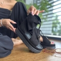 Czarne-Sandalki-Damskie-LURSO-na-platformie-model-BIRMO-BLACK-skora-naturalna (22).jpeg