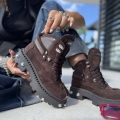 Brazowe-Traperki-Damskie-z-metalowymi-aplikacjami-model-TORI-CHOCO-skora-naturalna (44).jpeg