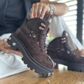 Brazowe-Traperki-Damskie-z-metalowymi-aplikacjami-model-TORI-CHOCO-skora-naturalna (51).jpeg