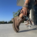 Ciemnobezowe-Traperki-Damskie-z-metalowymi-aplikacjami-model-TORI-TAUPE-skora-naturalna (3).jpeg