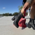 Czarne-Botki-Damskie-z-metalowym-zamkiem-model-LILIANE-BLAC-skora-naturalna  (17).jpeg