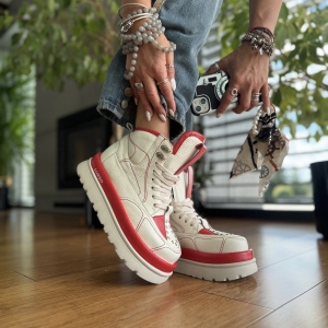 Jasnobeżowe Wyższe Sneakersy Damskie na platformie model DORIO ECRU skóra naturalna