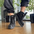 Czarne-Traperki-Damskie-z-metalowymi-aplikacjami-model-BOLTO-BLACK-skora-naturalna (18).jpeg