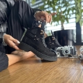 Czarne-Traperki-Damskie-z-metalowymi-aplikacjami-model-BOLTO-BLACK-skora-naturalna (23).jpeg