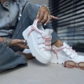 Bialy-Sneackers-damski-LURSO-z-rozowa-sznurowka-model-TRANI-WHITE-PIN- skora-naturalna (19).jpeg