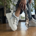 Bialy-Sneackers-Damski-LURSO-z-niebieska-sznurowka-model-TRANI-WHITE-BLUE-skora-naturalna (5).jpeg