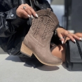 Bezowy-wyplatany-Kowbojek-Damski-LURSO-nad-kostke-model-BLANCHE-TAUPE-skora-naturalna (2).jpeg