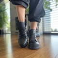 Czarne-Traperki-Damskie-model-FOLI-BLACK-skora-naturalna (11).jpeg