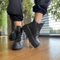 Czarne-Traperki-Damskie-na-platformie-model-LISA-BLACK-skora-naturalna (13).jpeg