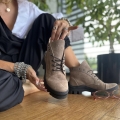 Ciemnobezowe-Traperki-Damskie-do-kostki-model-RACHEL-TAUPE-skora-naturalna (7).jpeg