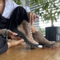 Ciemnobezowe-Traperki-Damskie-do-kostki-model-RACHEL-TAUPE-skora-naturalna (9).jpeg