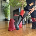 Czarne-Trapery-Damskie-LURSO-z-odwijanym-kolnierzem-PRETTAU-RED-BLACK-skora-naturalna (3).jpeg