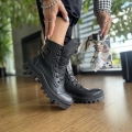 Czarne-ocieplane-Trapery-Damskie-model-CHIUSI-BLACK-skora-naturalna (9).jpeg