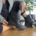 Czarne-ocieplane-Trapery-Damskie-model-CHIUSI-BLACK-skora-naturalna (14).jpeg
