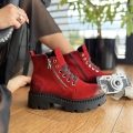 Czerwone-Trapery-Damskie-z-ozdobnym-zamkiem-KATY-RED-skora-naturalna (3).jpeg